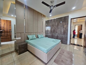 Bedroom in 4 BHK Apartment at Eldeco Fairway Reserve, Sector 80 – for Sale