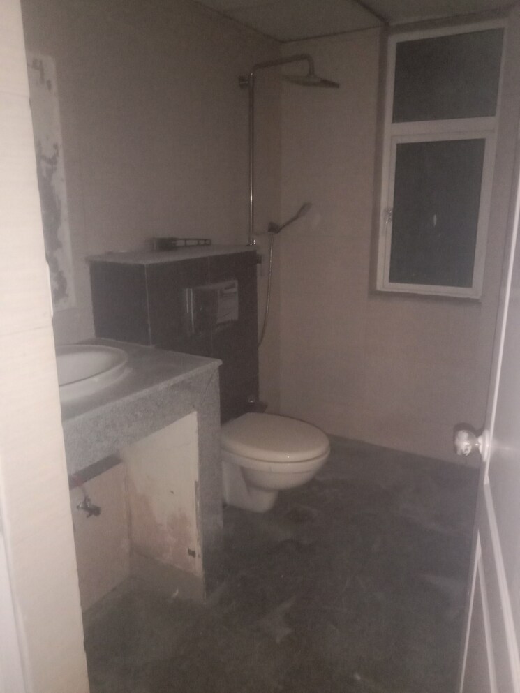 Bathroom, shapoorji-pallonji-joyville-gurgaon 4 Bedroom 2162 Sq.Ft. Apartment In Sector 102 Gurgaon 7953571