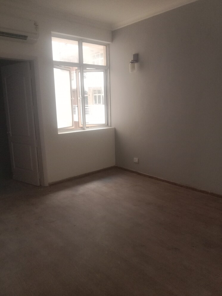 Room, shapoorji-pallonji-joyville-gurgaon 3 Bedroom 1852 Sq.Ft. Apartment In Sector 102 Gurgaon 7953589