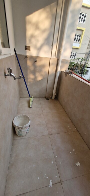 Master Bedroom in 3 BHK Builder Floor at Kondapur – for Rent