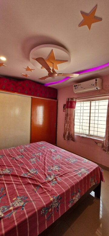 Master Bedroom in 2 BHK Builder Floor at Kondapur – for Rent