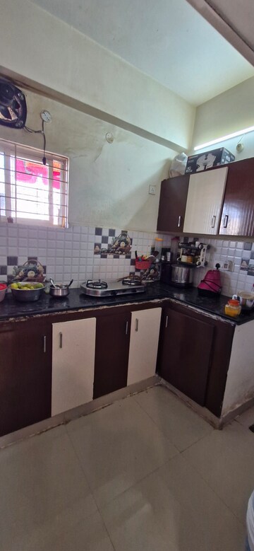 Furnished Amenities in 2 BHK Builder Floor at Kondapur – for Rent