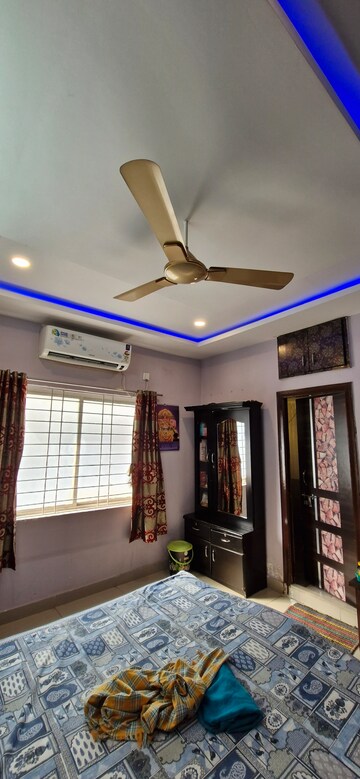 Furnished Amenities in 2 BHK Builder Floor at Kondapur – for Rent