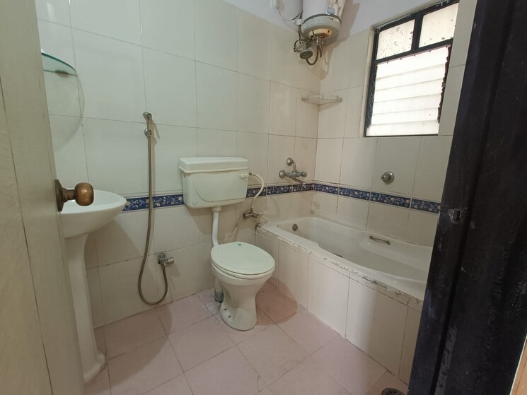 Bathroom, archana-meadows 2 Bedroom 1220 Sq.Ft. Apartment In Koregaon Park Pune 7953616