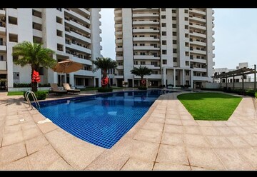Swimming Pool in 3.5 BHK Apartment at Emaar The Enclave, Sector 66 – for Rent