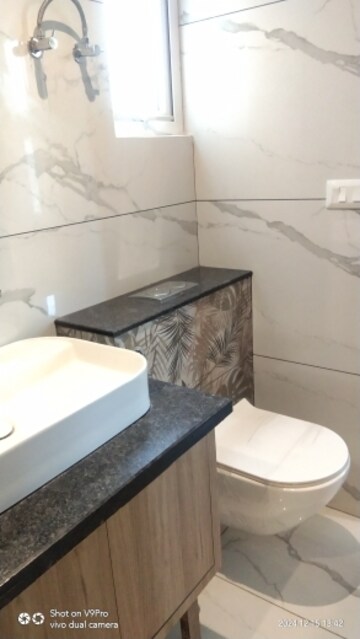 Bathroom in 3 BHK Apartment at Vrinda Heritage Skyward, Sector 1 Greater Noida – for Sale
