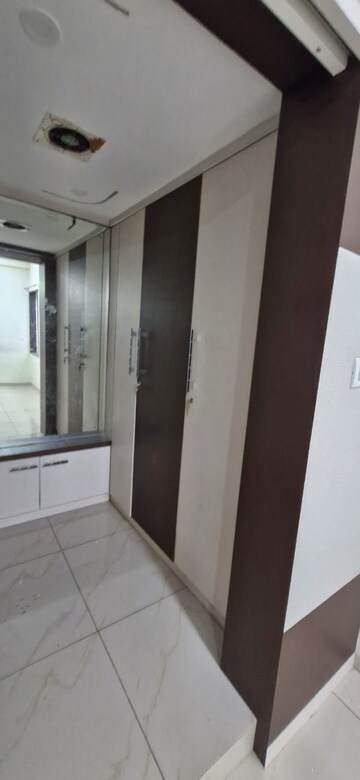 Building Lobby in 2 BHK Builder Floor at Kondapur – for Rent