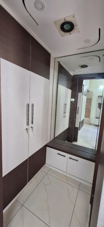 Master Bedroom in 2 BHK Builder Floor at Kondapur – for Rent