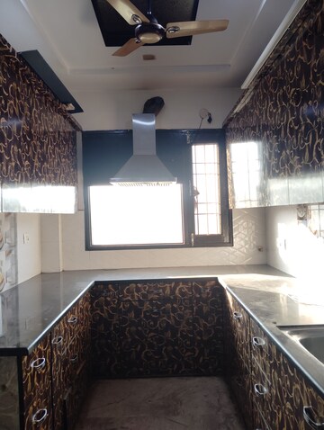 Bedroom in 3.5 BHK Apartment at Paschim Vihar – for Rent