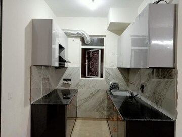 Kitchen in 2.5 BHK Builder Floor at Signature Global Park 4 and 5, Sohna Sector 36 – for Rent