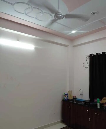 Furnished Amenities in 1 BHK Villa at Aliganj – for Rent