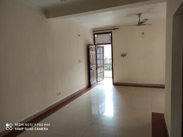 3 BHK Apartment For Rent in Vip Road