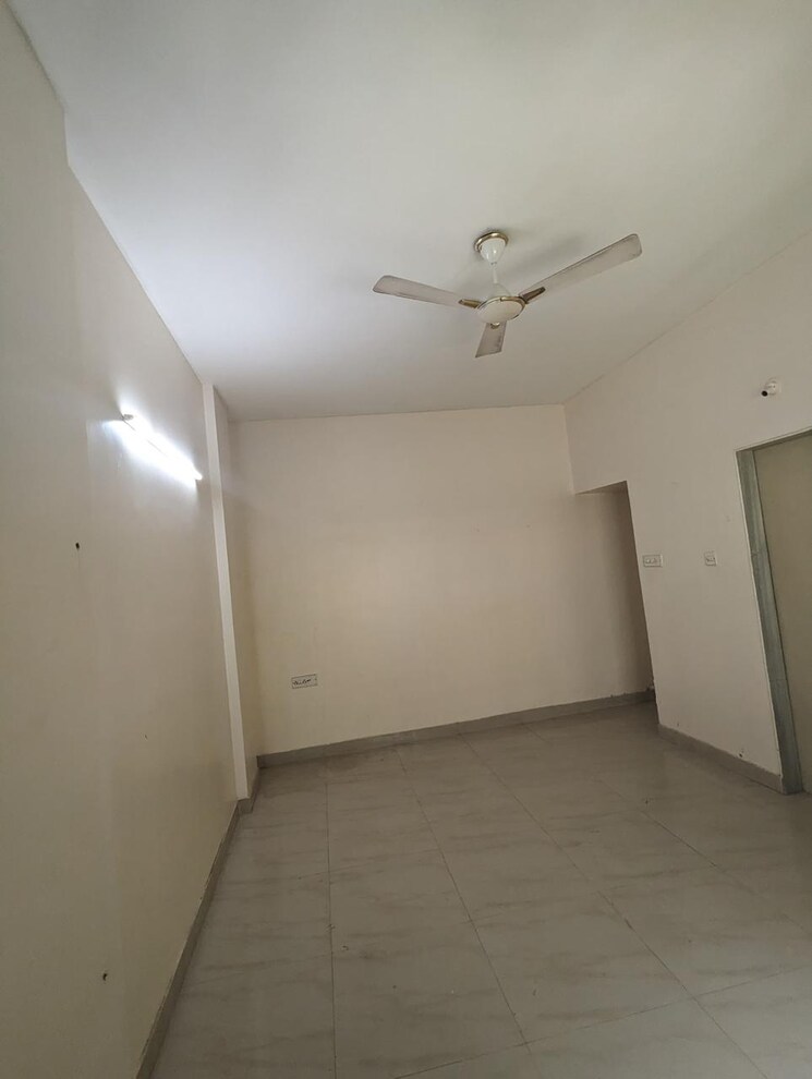 Bathroom, sarala-apartments-model-colony 2 Bedroom 1350 Sq.Ft. Apartment In Model Colony Pune 7953801