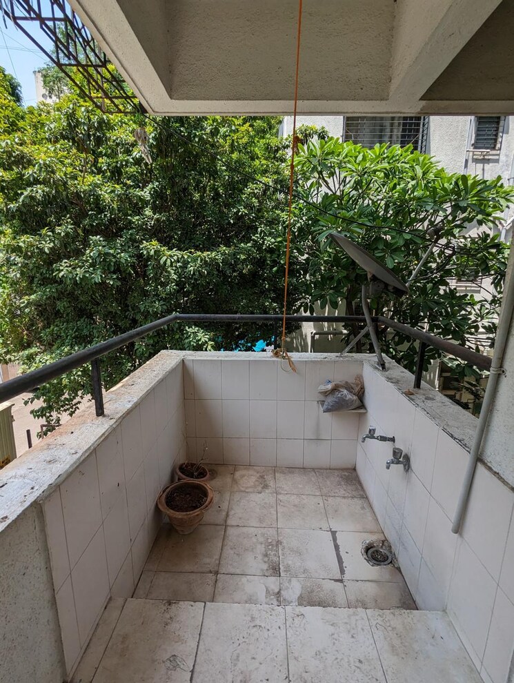 Balcony, sarala-apartments-model-colony 2 Bedroom 1350 Sq.Ft. Apartment In Model Colony Pune 7953801