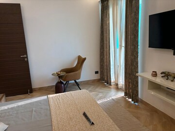Living Room in 3 BHK Apartment at Suncity Vatsal Valley, Gwal Pahari – for Sale