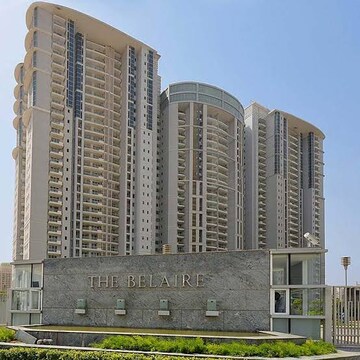 3 BHK Apartment – Exterior View View at DLF Park Place, Sector 54 - for Rent