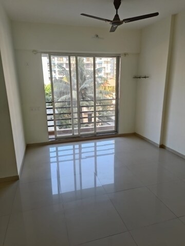 Room in 1 BHK Apartment at Kavya Hill View CHS, Anand Nagar – for Rent