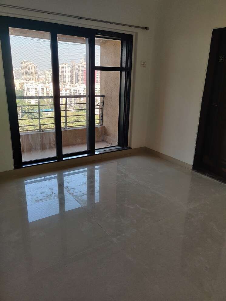 undefined, interface-building 2 Bedroom 750 Sq.Ft. Apartment In Malad West Mumbai 7953845