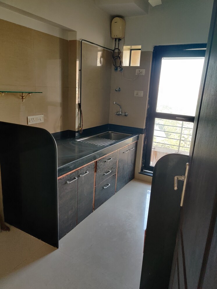 Kitchen, interface-building 2 Bedroom 750 Sq.Ft. Apartment In Malad West Mumbai 7953845