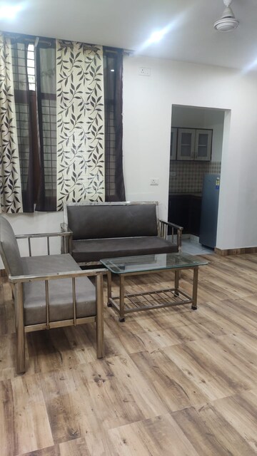 Living Room in 2 BHK Builder Floor at Ansal Sushant Lok I, Sector 43 – for Rent