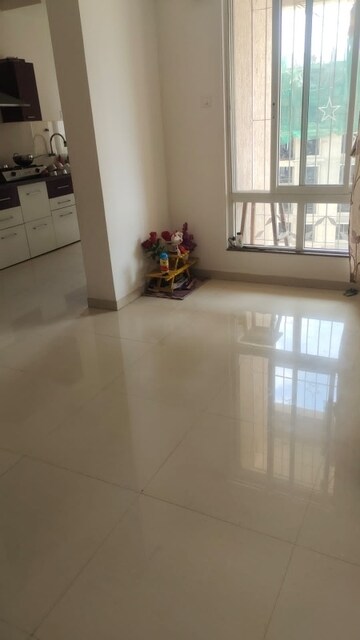 Room in 1 BHK Apartment at Kavya Hill View CHS, Anand Nagar – for Rent