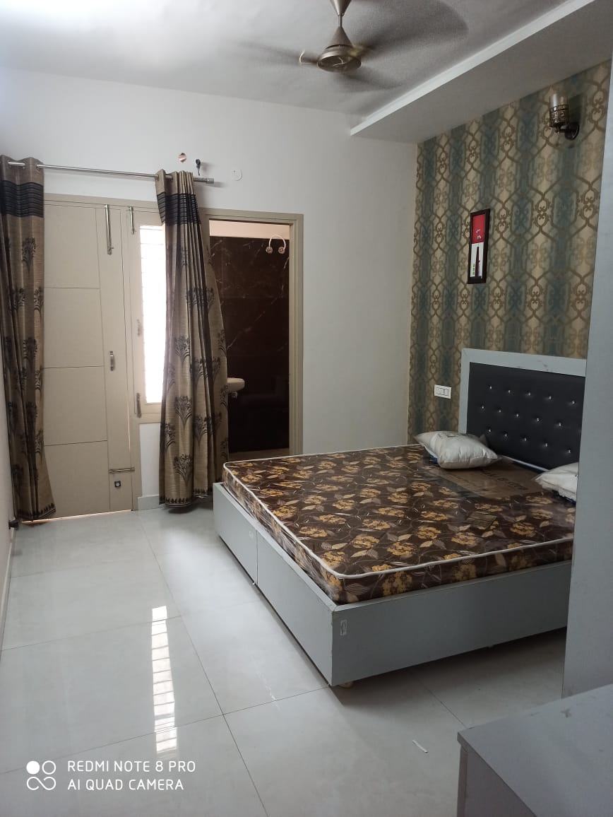2 BHK + Extra Room Apartment For Sale in Sector 115