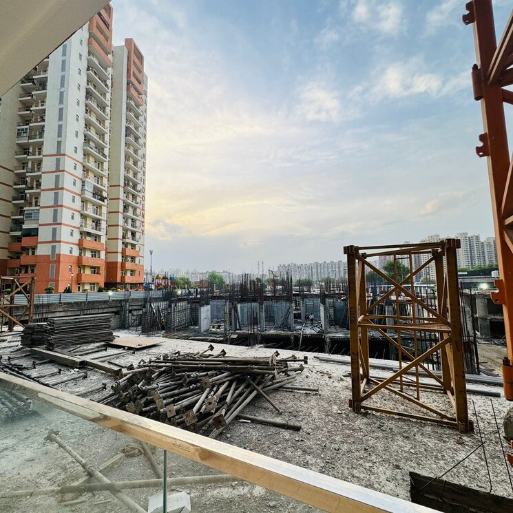 Exterior View, mahagun-my-laagoon 3 Bedroom 1094 Sq.Ft. Apartment In Sector 12 Greater Noida Greater Noida 7953895