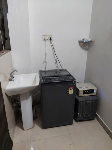 Furnished Amenities in 2 BHK Builder Floor at Sector 38 – for Rent