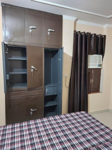 Kitchen in 2 BHK Builder Floor at Sector 38 – for Rent