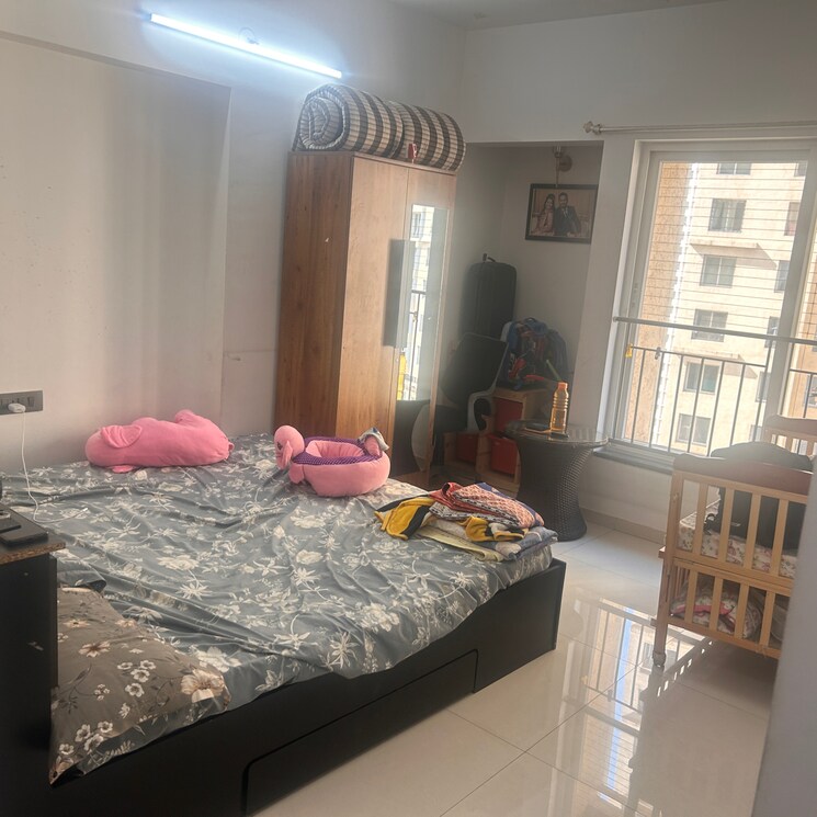 Bedroom, rustomjee-urbania 2 Bedroom 700 Sq.Ft. Apartment In Saket Complex Thane 7953923