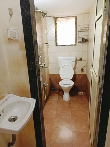 Bathroom in 1 BHK Apartment at Thane West – for Sale