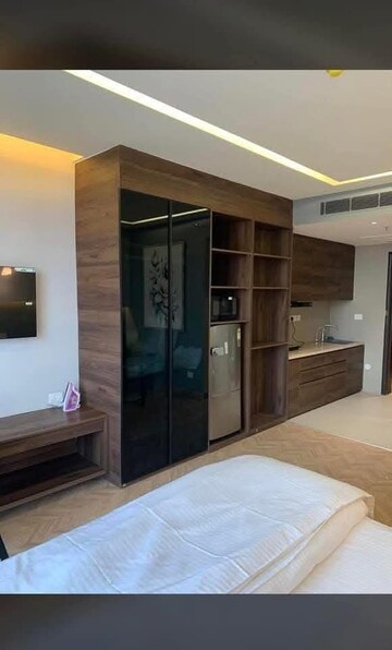 Room in 4 BHK Builder Floor at Ansal API Esencia, Sector 67 – for Sale