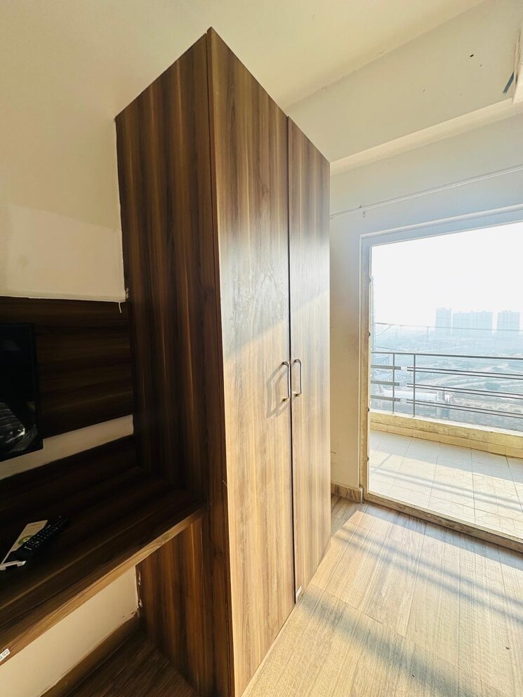 Bedroom, paramount-golf-foreste-apartments 1 RK 450 Sq.Ft. Apartment In Zeta I Greater Noida Greater Noida 7954098