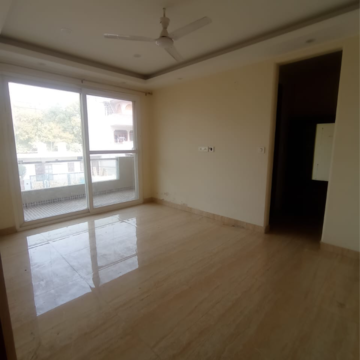 Room in 3.5 BHK Villa at Sector 21 – for Rent