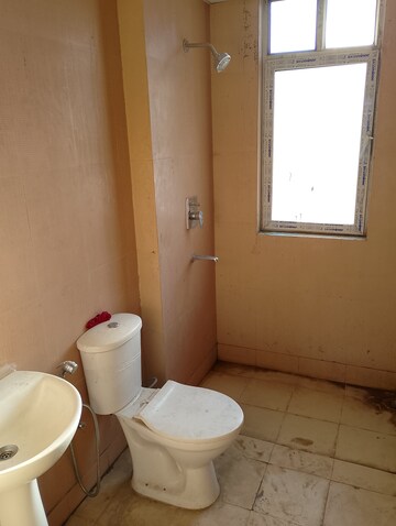 Bathroom in 3 BHK Apartment at ILD Grand, Sector 37c – for Sale
