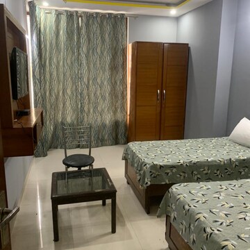 Room in  Pg at Sector 44 – for Rent