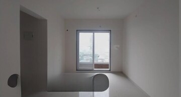 Room in 2 BHK Apartment at Ashar Axis, Majiwada – for Rent