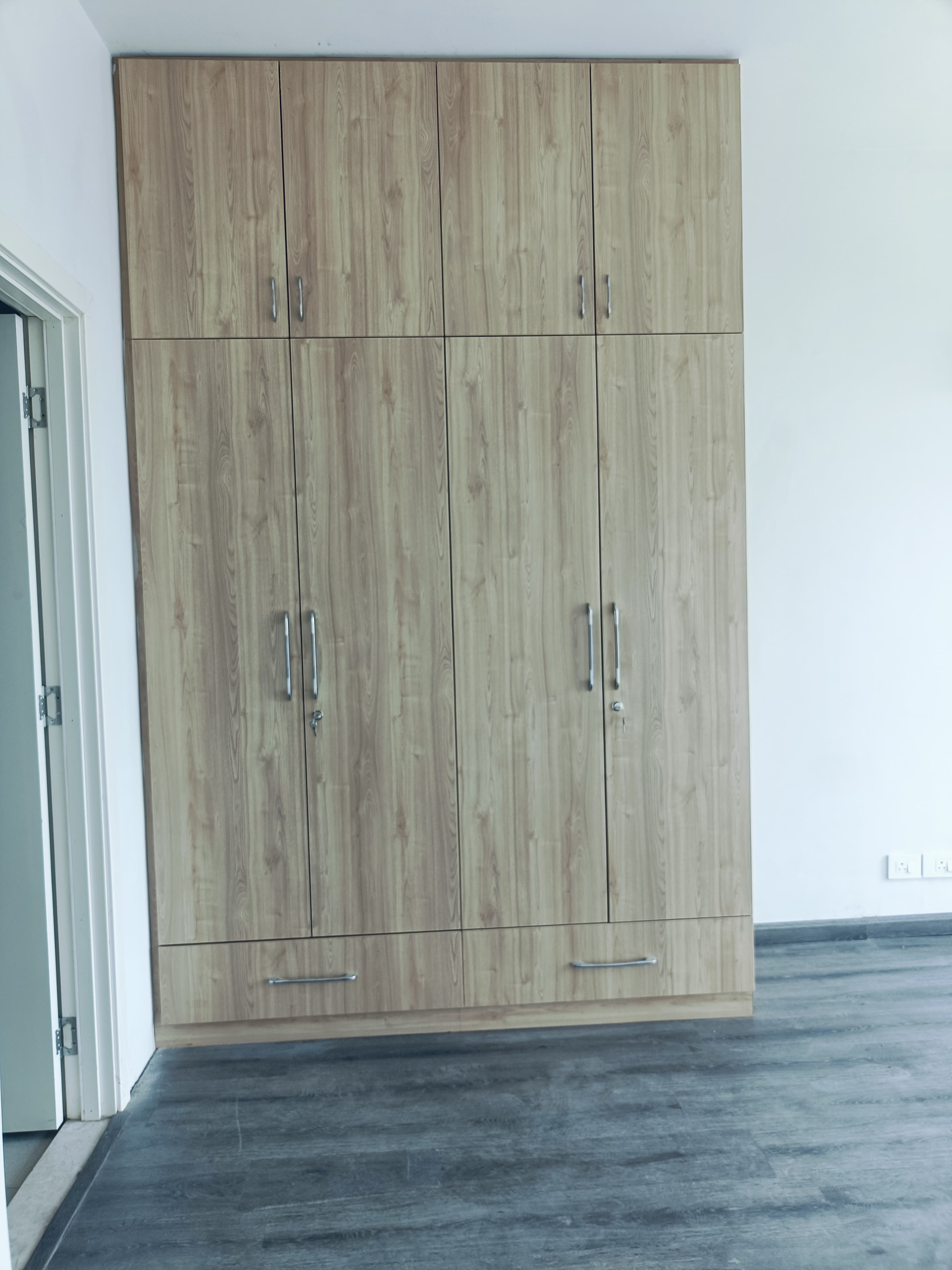 4 BHK + Servant Room Apartment For Sale in Conscient Heritage One