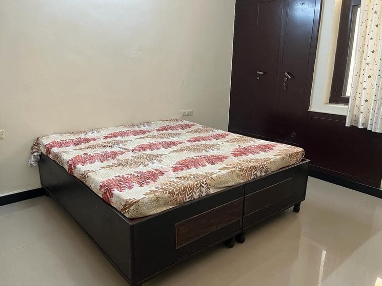 Bedroom, ip extension 3 Bedroom 1600 Sq.Ft. Apartment In Ip Extension Delhi 7954301