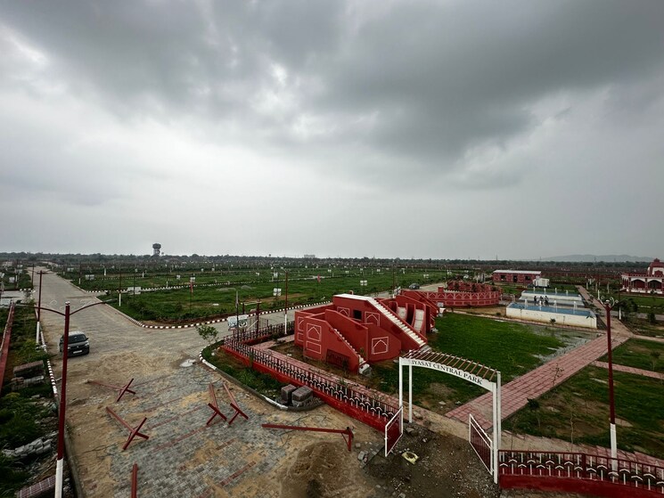 Garden, amarpura  211 Sq.Yd. Plot In Amarpura Jaipur 7954355