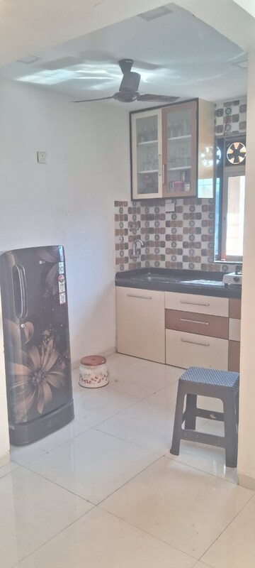 1 BHK Apartment For Rent in Puranik City, Kasarvadavali