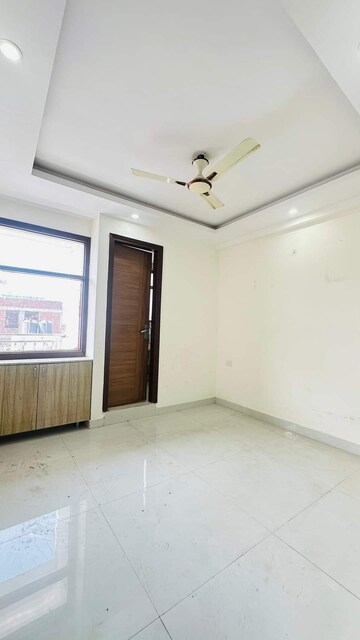 Bedroom in 3 BHK Builder Floor at Chattarpur – for Rent