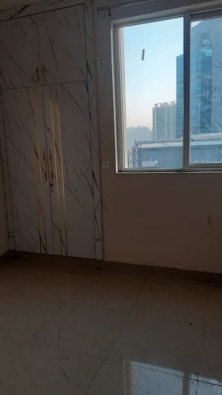 Room, amrapali-golf-homes 3 Bedroom 1115 Sq.Ft. Apartment In Sector 4, Greater Noida Greater Noida 7954442