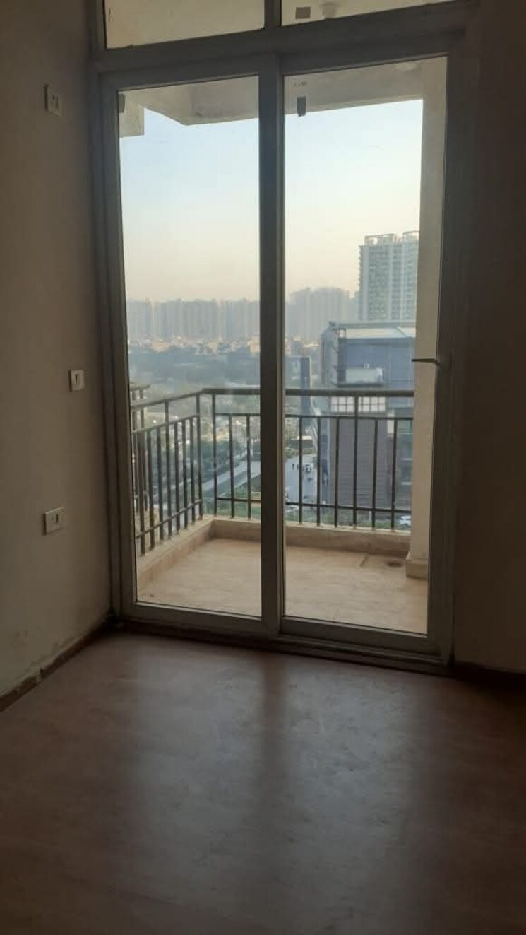 Room, amrapali-golf-homes 3 Bedroom 1115 Sq.Ft. Apartment In Sector 4, Greater Noida Greater Noida 7954442