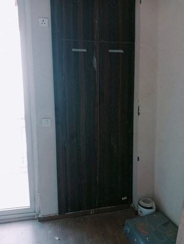 Building Lobby in 3 BHK Apartment at Amrapali Golf Homes, Sector 4, Greater Noida – for Sale