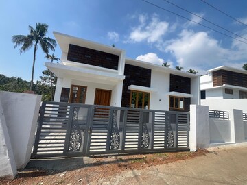 3 BHK Villa – Exterior View View at Mannuthy - for Sale