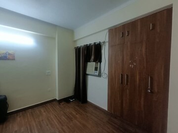 Room in 3 BHK Apartment at Ip Extension – for Sale