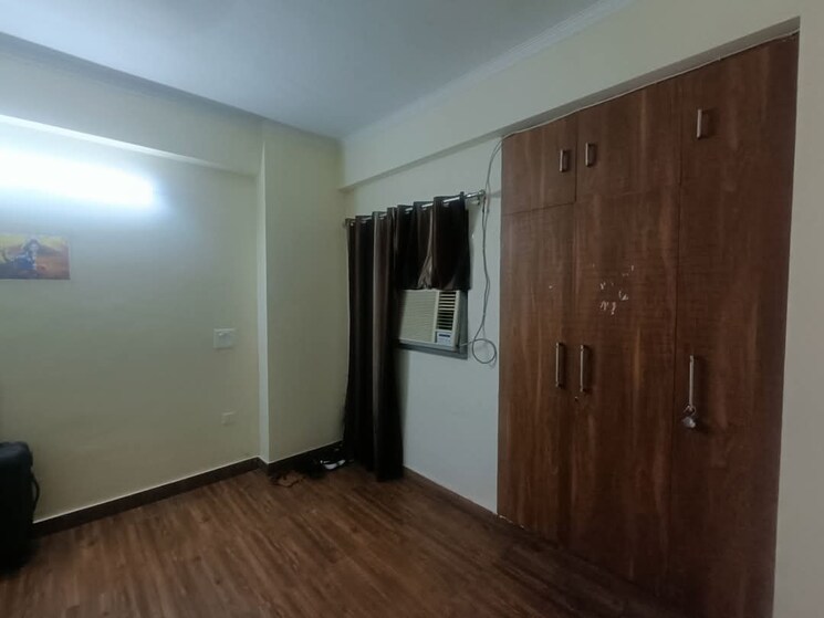 Room, ip extension 3 Bedroom 1600 Sq.Ft. Apartment In Ip Extension Delhi 7954512
