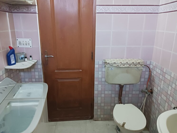 Bathroom, barwa 2 Bedroom 1800 Sq.Ft. Independent House In Barwa Dehradun 7954511