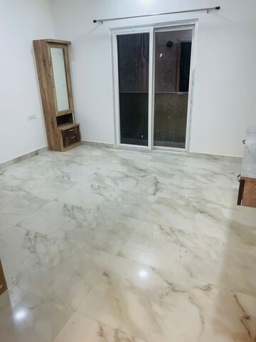 Room in 3 BHK Independent House at Sahastradhara – for Rent